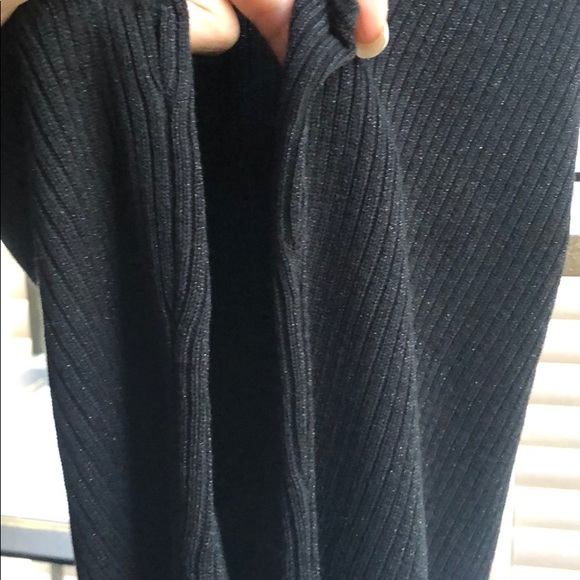 Coldwater Creek black sparkly sleeveless sweater - Picture 3 of 4